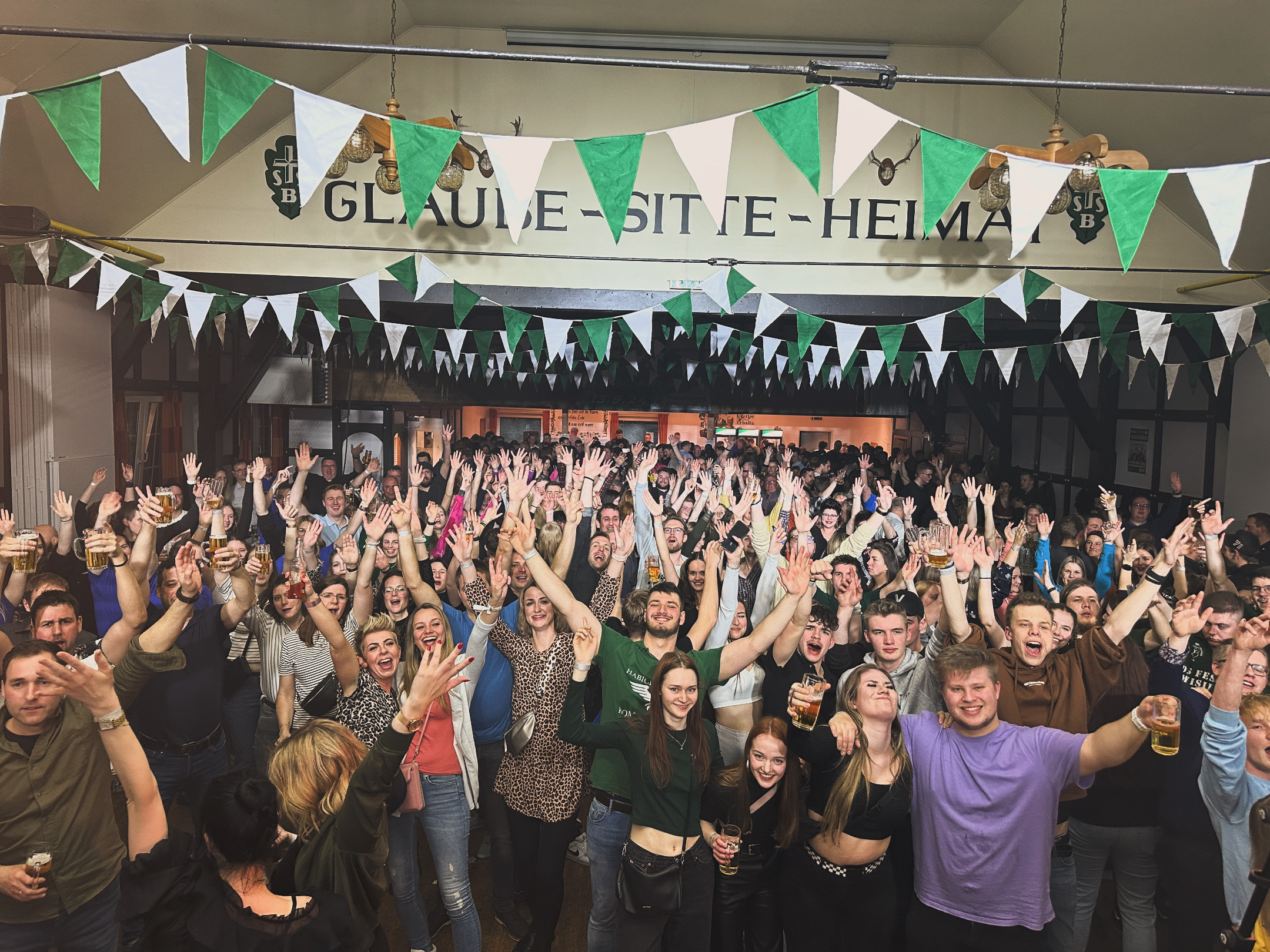 Read more about the article Mega Party in NRW! Grönebach feiert 100-Tage-bis-zum-Schützenfest
